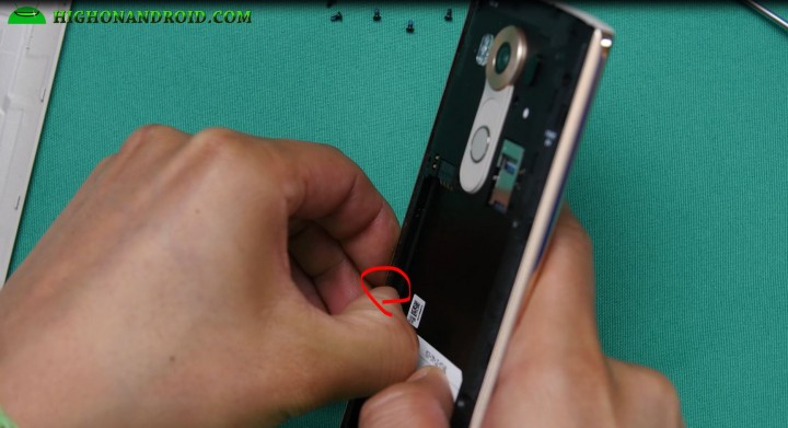 howto-disassemble-lgv10-2